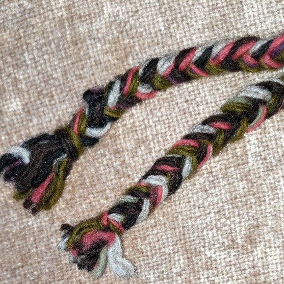 SOLD Hand knit ski and skateboard Sherpa cap - Picture 5 of 10